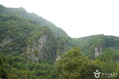 덕항산