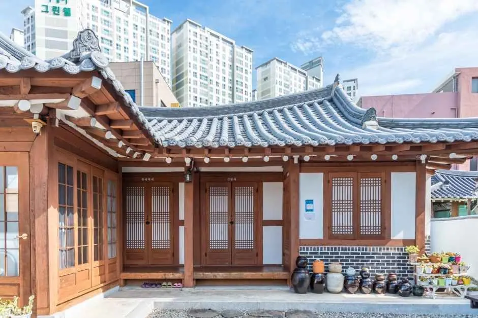 여로(산수동 한옥체험시설)