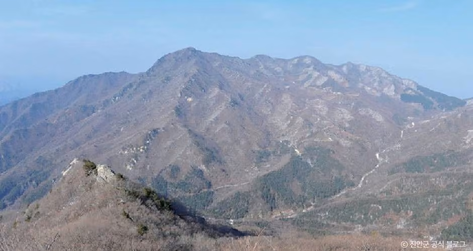 덕태산
