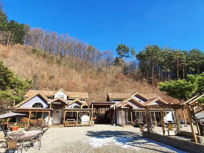 더 휴 펜션