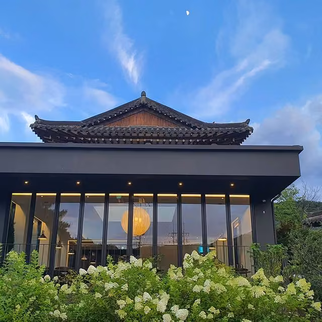 오월식당