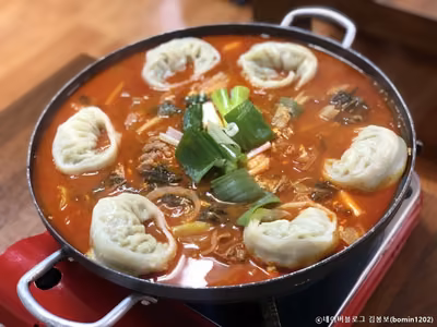 왕언니육칼밥