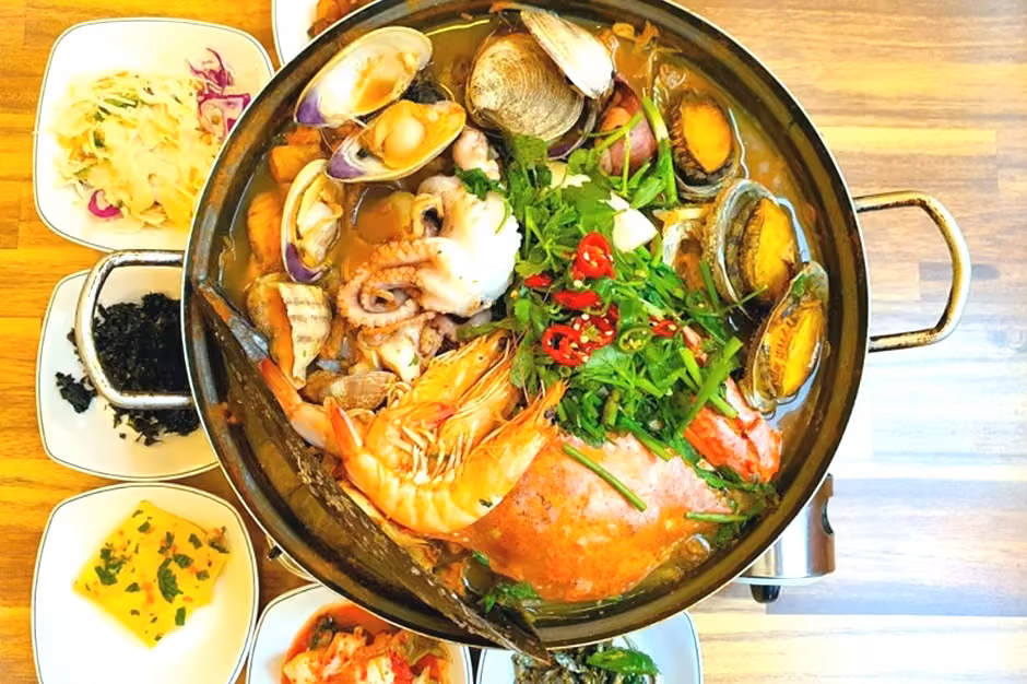 장안동 먹깨비 간장게장 해물아구찜