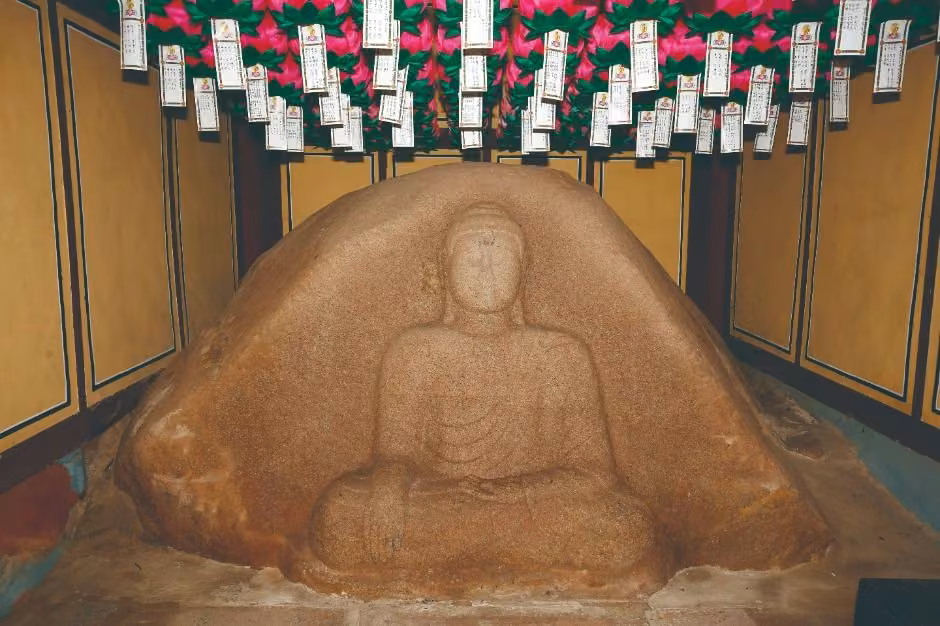 창녕 송현동 마애여래좌상