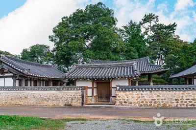 보산정사